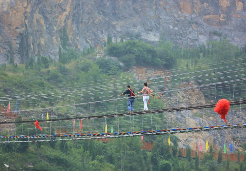 步步驚心橋?yàn)槭裁丛絹?lái)越受游客喜歡？